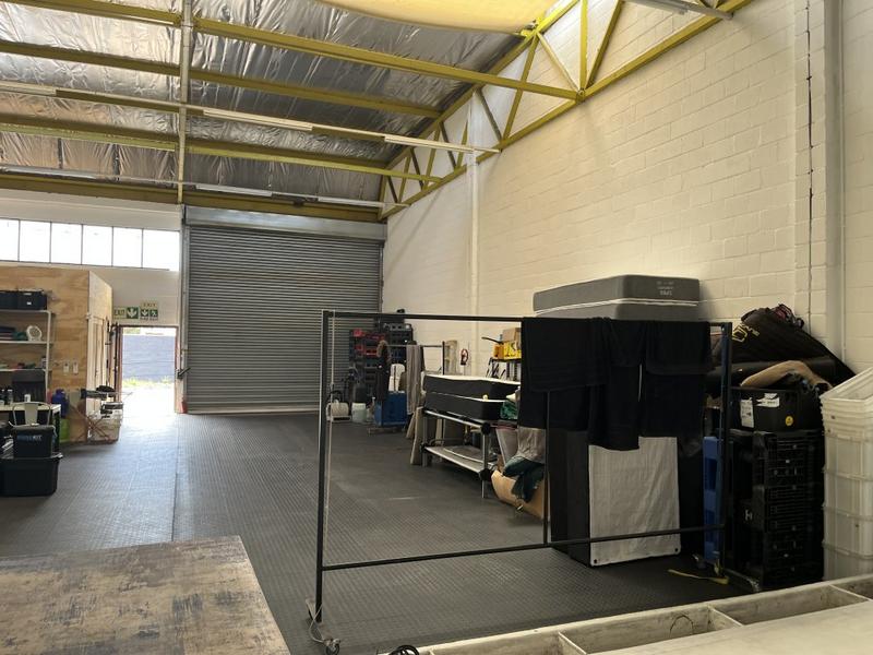 To Let commercial Property for Rent in Maitland Western Cape